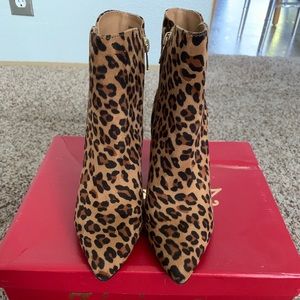 Leopard print ankle boots